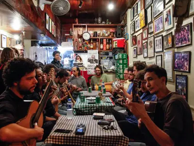 Roda de samba en el Bip Bip